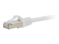 C2G Cat5e Booted Shielded (STP) Network Patch Cable - Koblingskabel - RJ-45 (hann) til RJ-45 (hann) - 30 m - STP - CAT 5e - formstøpt - hvit 83889