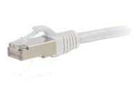 C2G Cat6a Booted Shielded (STP) Network Patch Cable - Koblingskabel - RJ-45 (hann) til RJ-45 (hann) - 30 cm - STP - CAT 6a - formstøpt, uten hindringer, flertrådet - hvit 89933