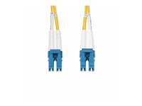 StarTech.com 2m (6.6ft) LC to LC (UPC) OS2 Single Mode Duplex Fiber Optic Cable, 9/125µm, Laser Optimized, 10G, Bend Insensitive, Low Insertion Loss - LSZH Fiber Patch Cord (SMDOS2LCLC2M) - Koblingskabel - LC/UPC-enkeltmodus (hann) til LC/UPC-enkeltmodus (hann) - 2 m - 2 mm - fiberoptisk - dupleks - 9 / 125 micron - OS1/OS2 - halogenfri, passiv - gul SMDOS2LCLC2M